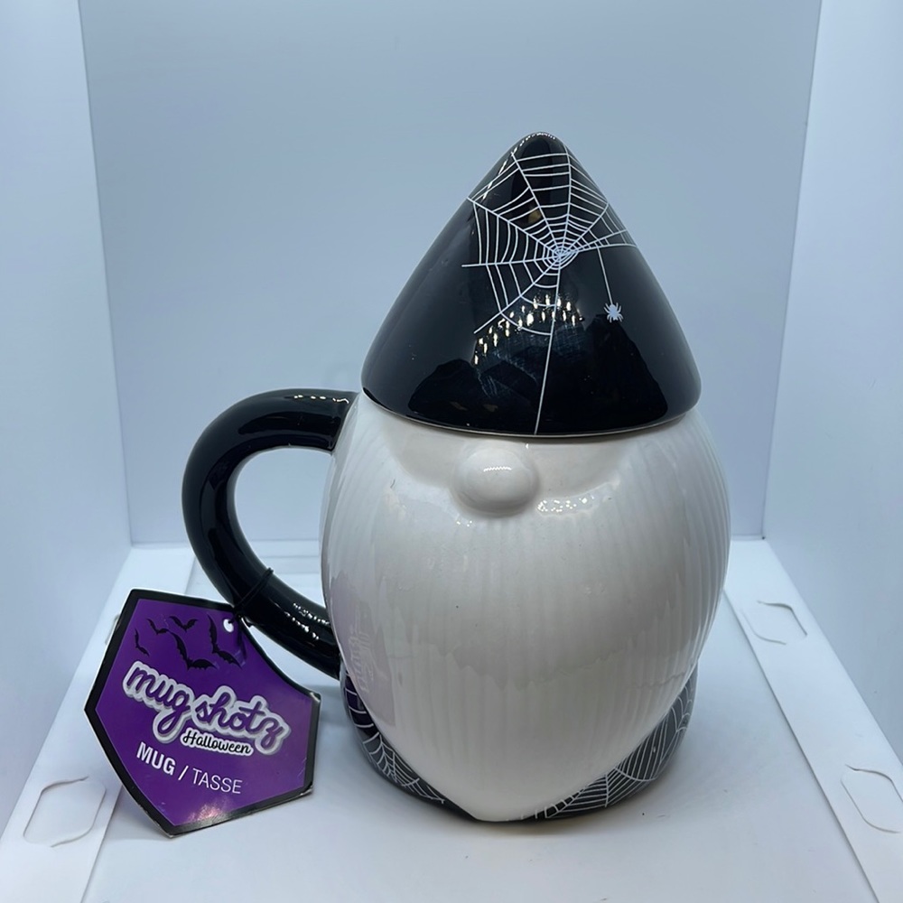 Mugshotz Halloween Gnome with Spider Webs